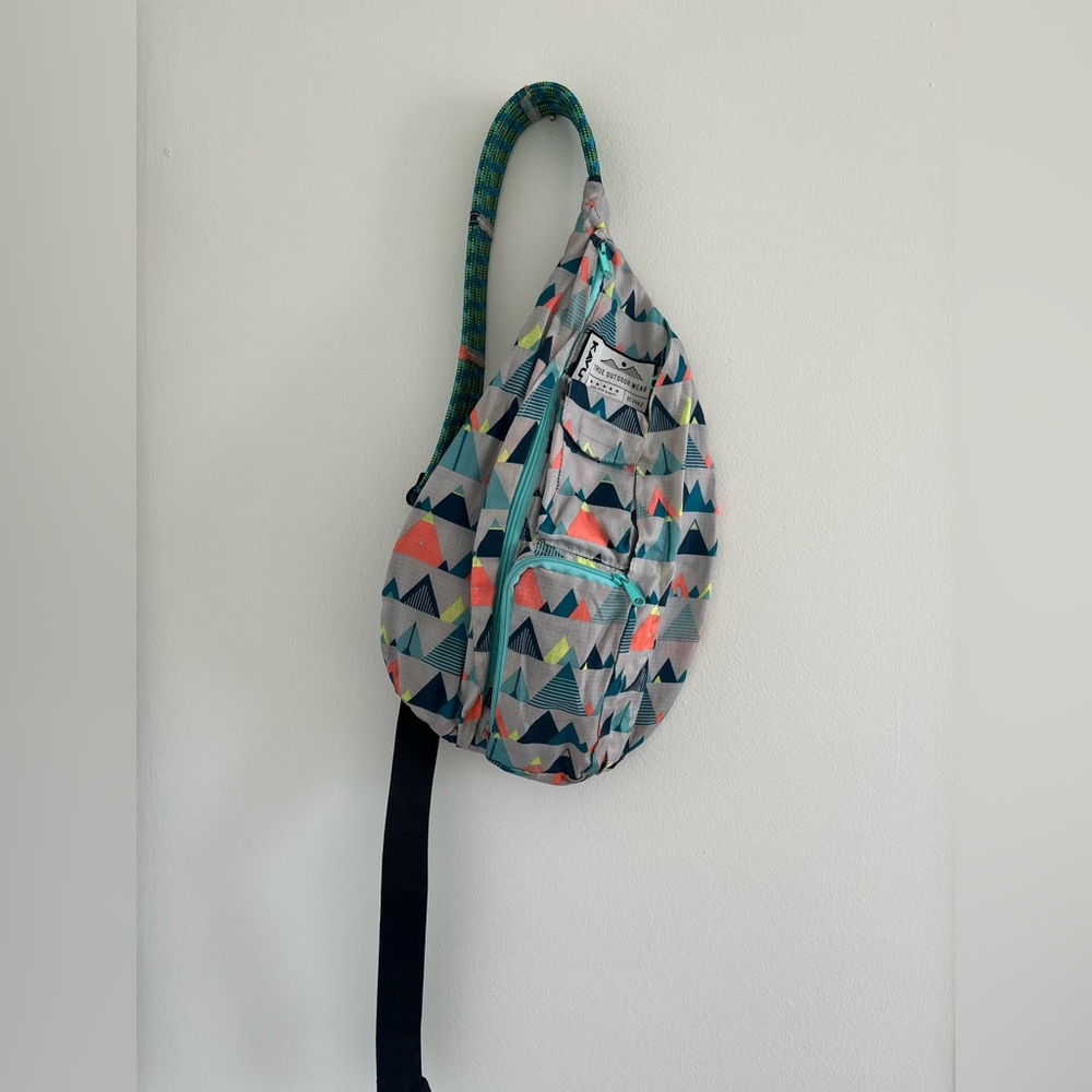KAVU sling bag